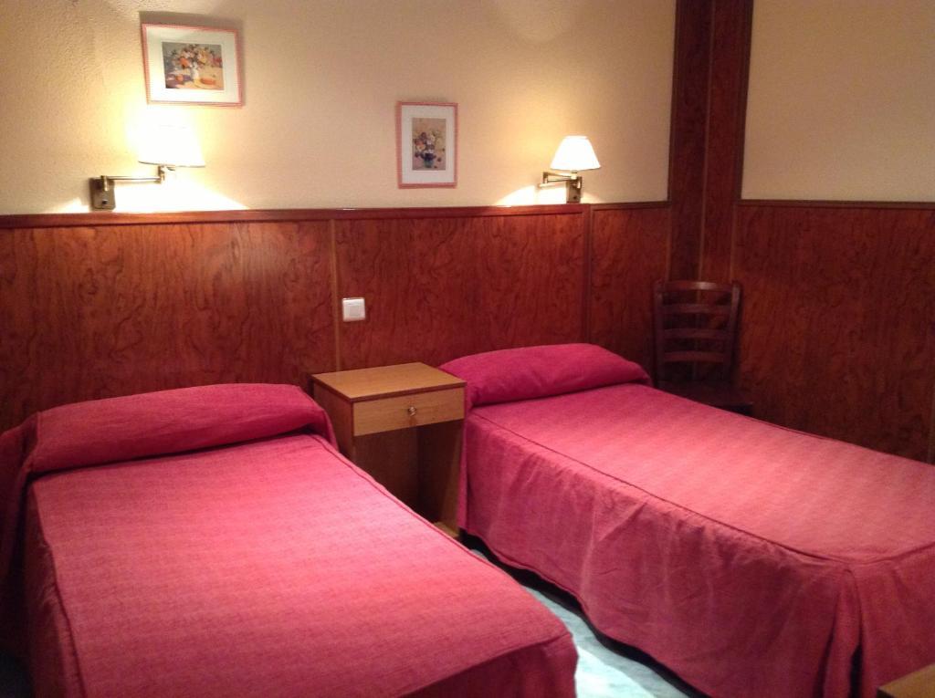 Hostal Santa Marta Aranjuez Oda fotoğraf